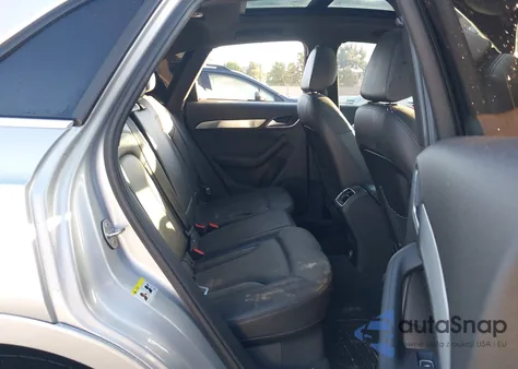 2015 Audi Q3 2.0T Premium Plus z USA, uszkodzony, nr VIN WA1EFCFS5FR012125